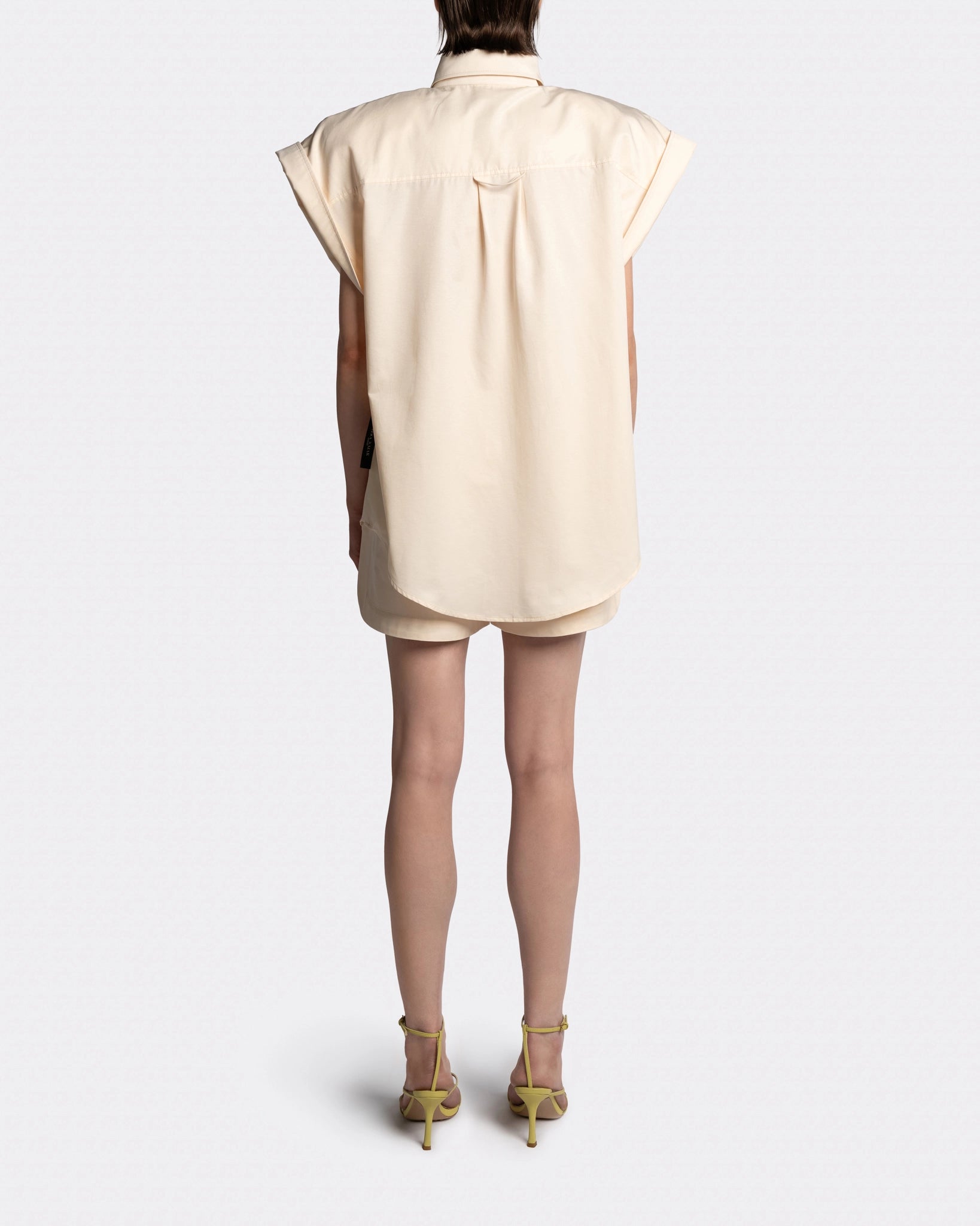 Sleeveless Shirt