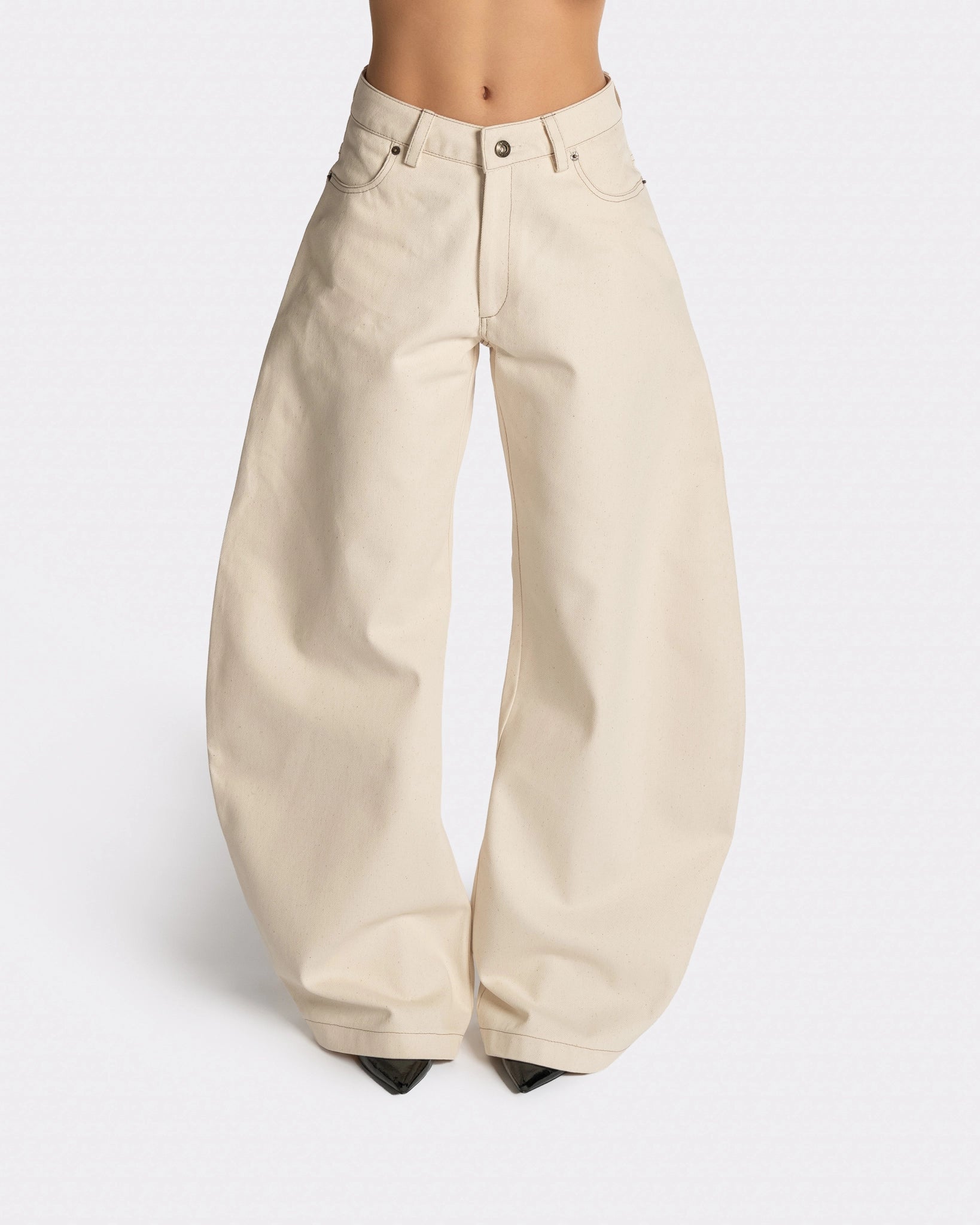 Round Leg / Wide Denim
