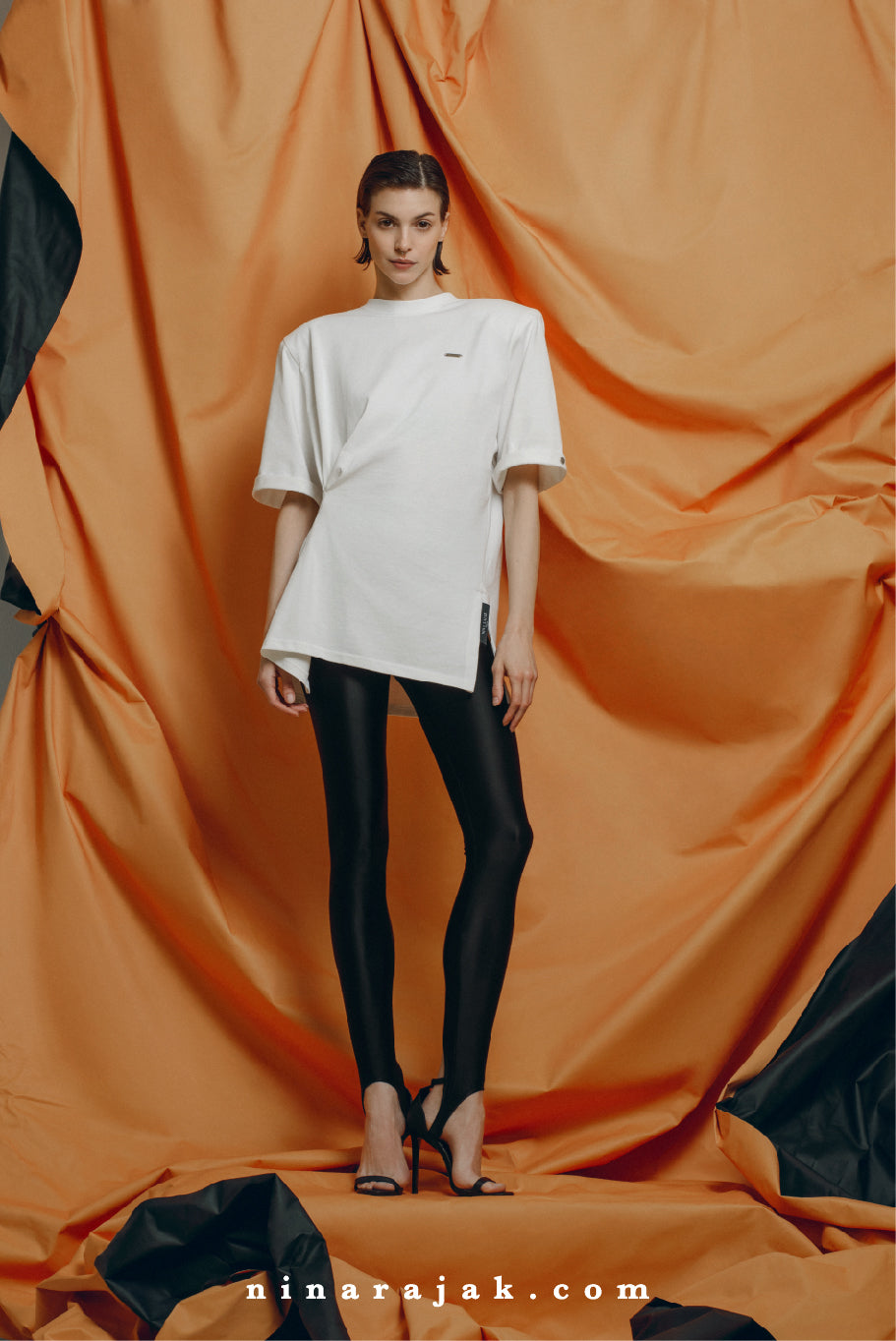 Assymetric T-shirt