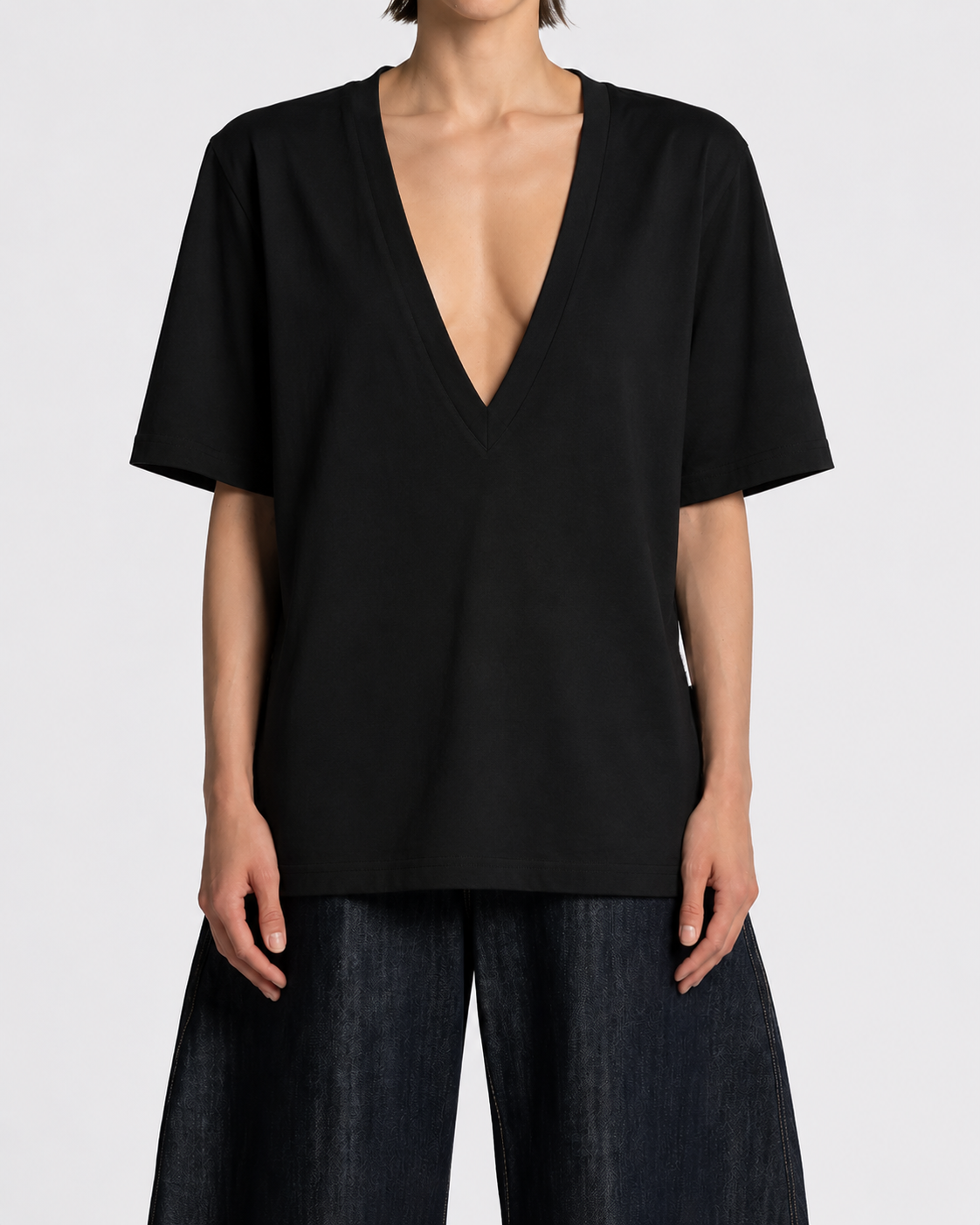 Basic T-shirt V-neck