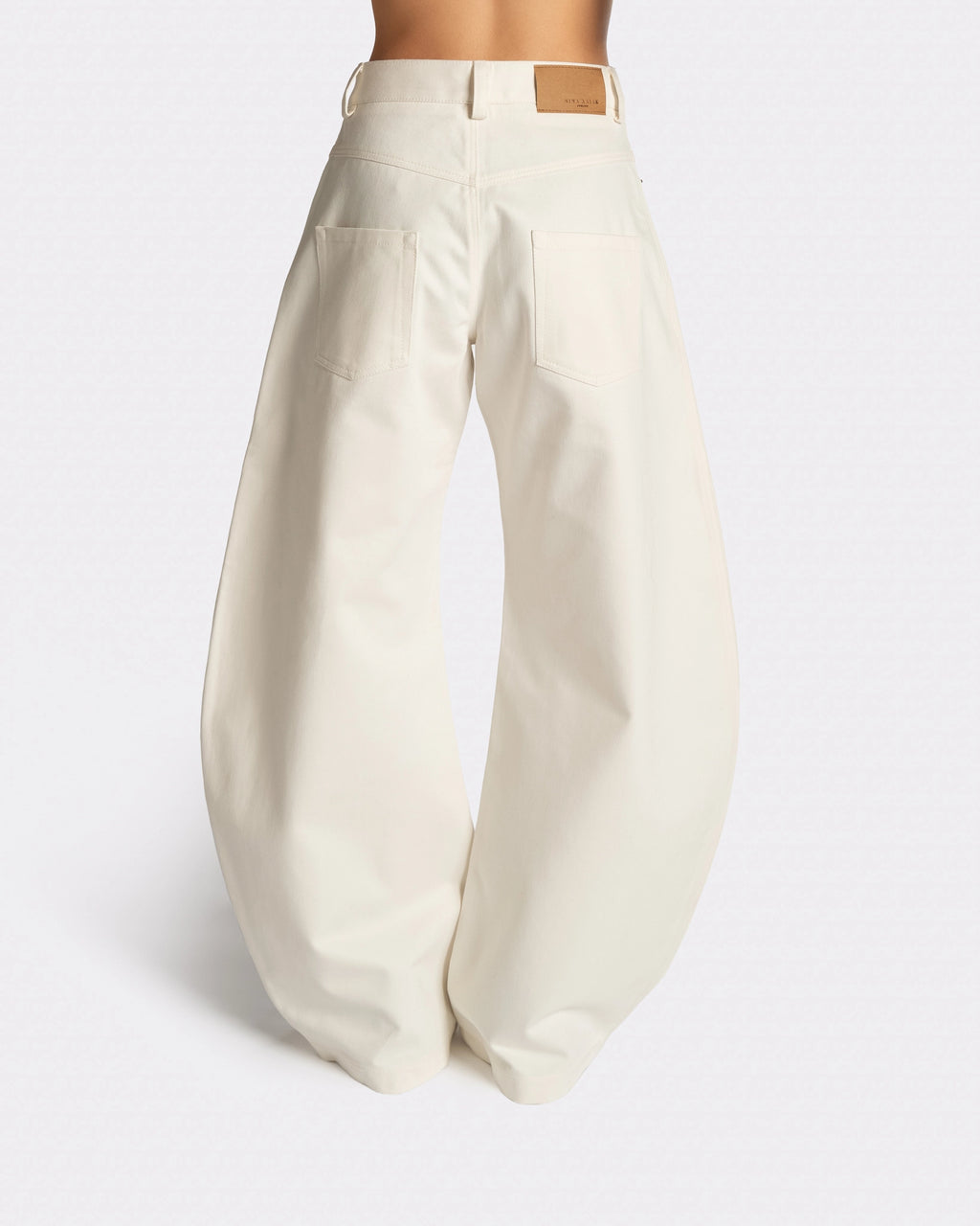 Round Leg / Wide Denim